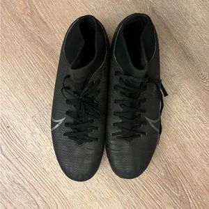 Nike mercurial cleats